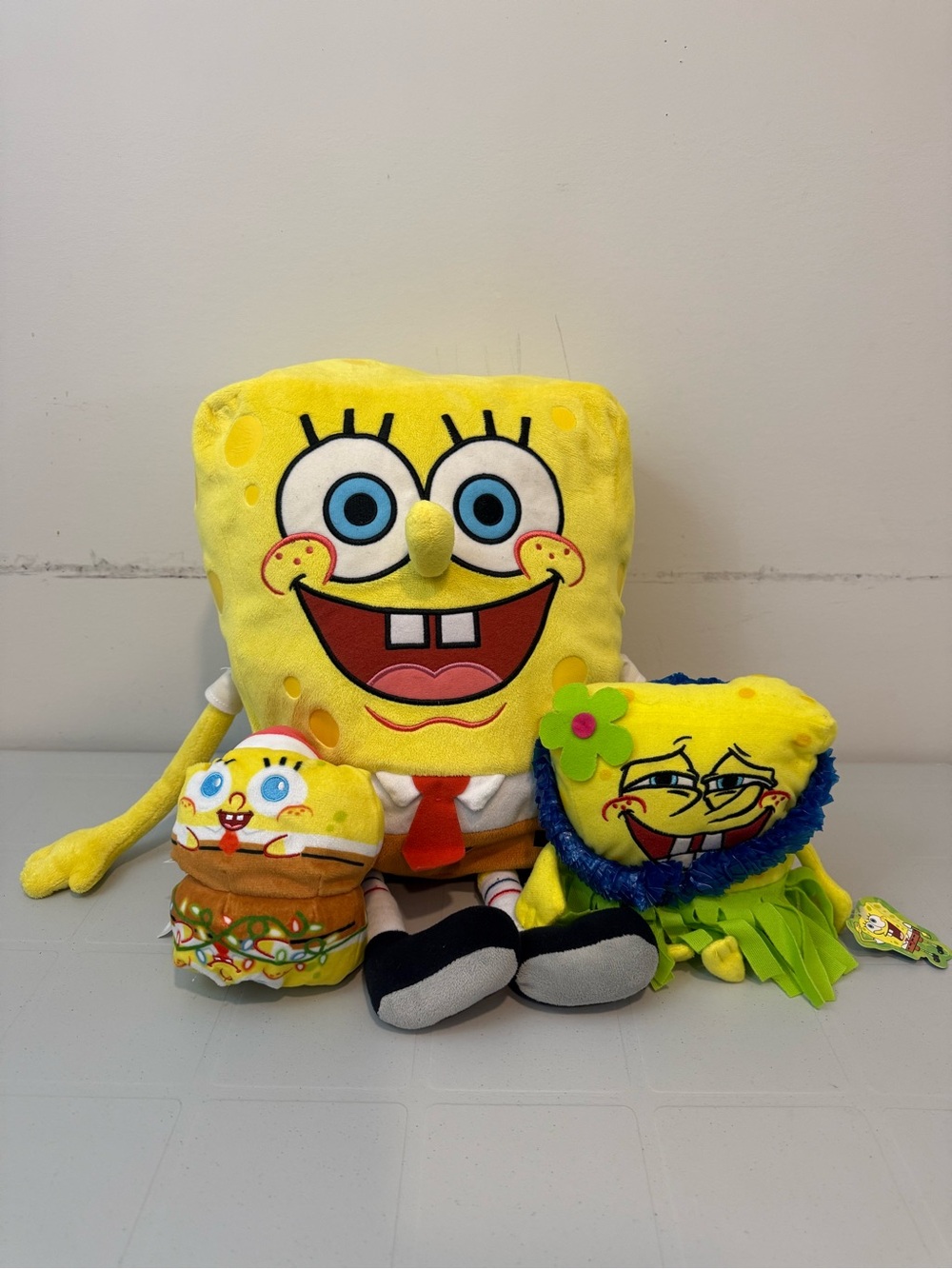 SpongeBob SquarePants Yellow Plush Bundle - Kids Toys